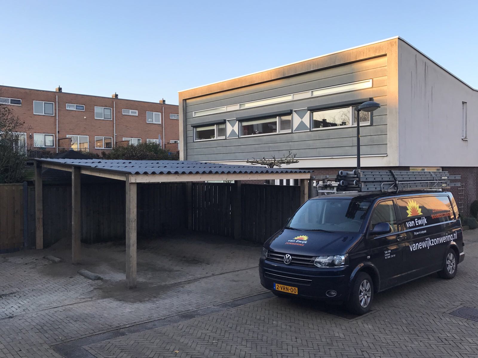 Overkapping op maat bij Van Ewijk Zonwering in Lelystad Dronten Swifterbant en Almere 06
